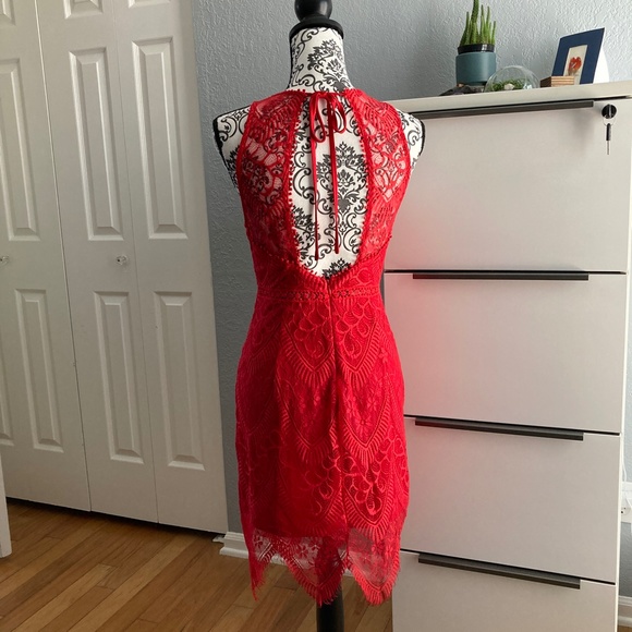 LUSH Women's Red Crochet Lace Dress Cutout Tie Back Medium - Picture 4 of 12